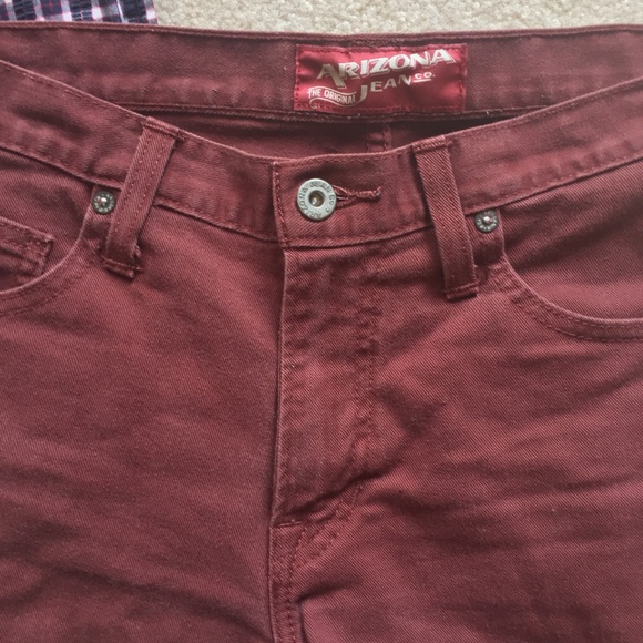 Arizona Jeans Frayed Burgundy Plum Denim Shorts - Picture 3 of 4